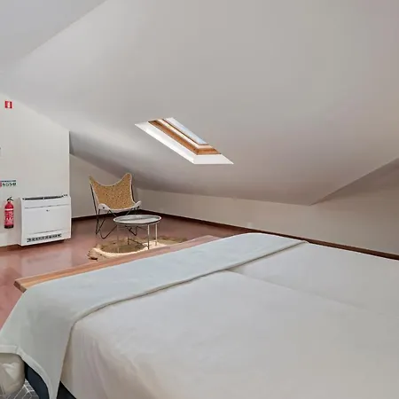 Reis Magos V By An Island